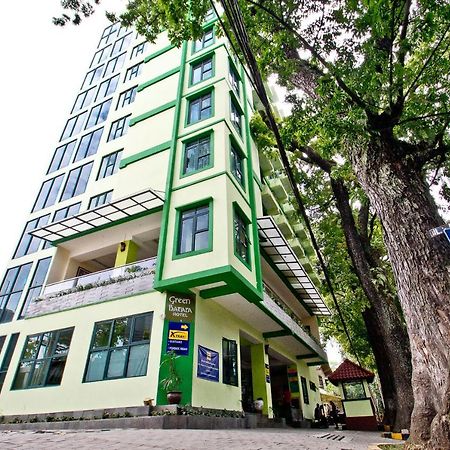 Green Batara Hotel Bandung Exterior photo
