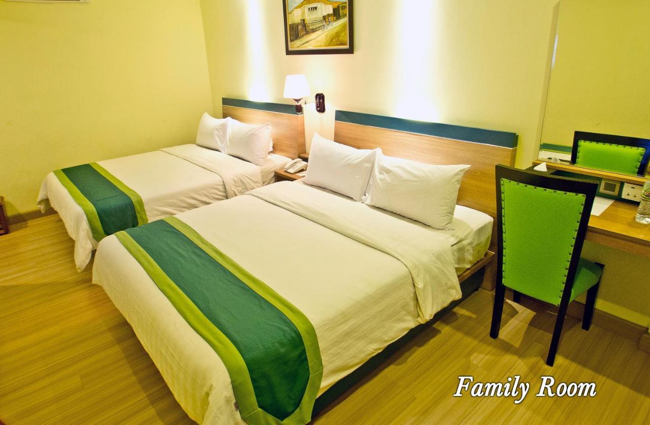 Green Batara Hotel Bandung Exterior photo