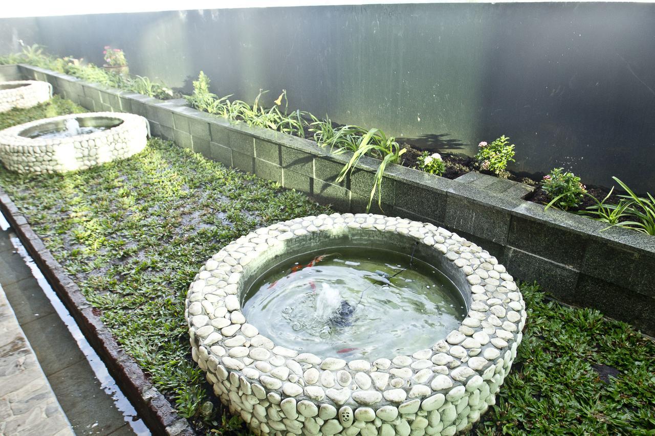 Green Batara Hotel Bandung Exterior photo