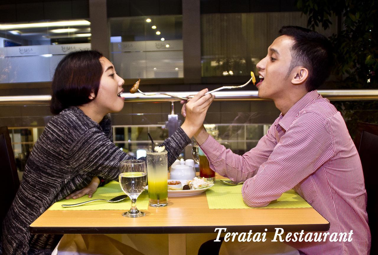 Green Batara Hotel Bandung Exterior photo