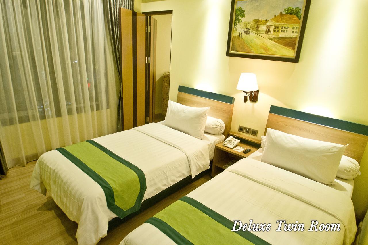 Green Batara Hotel Bandung Exterior photo