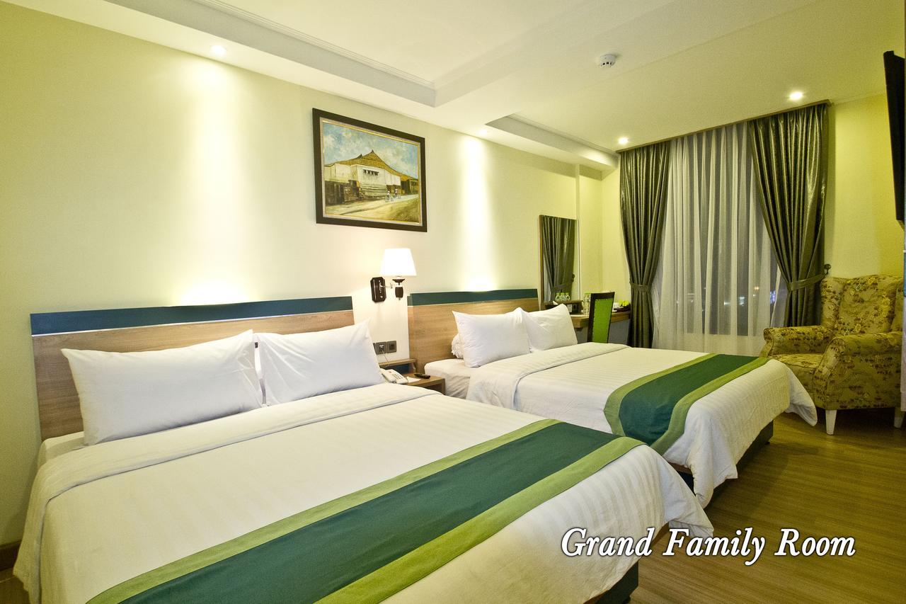 Green Batara Hotel Bandung Exterior photo