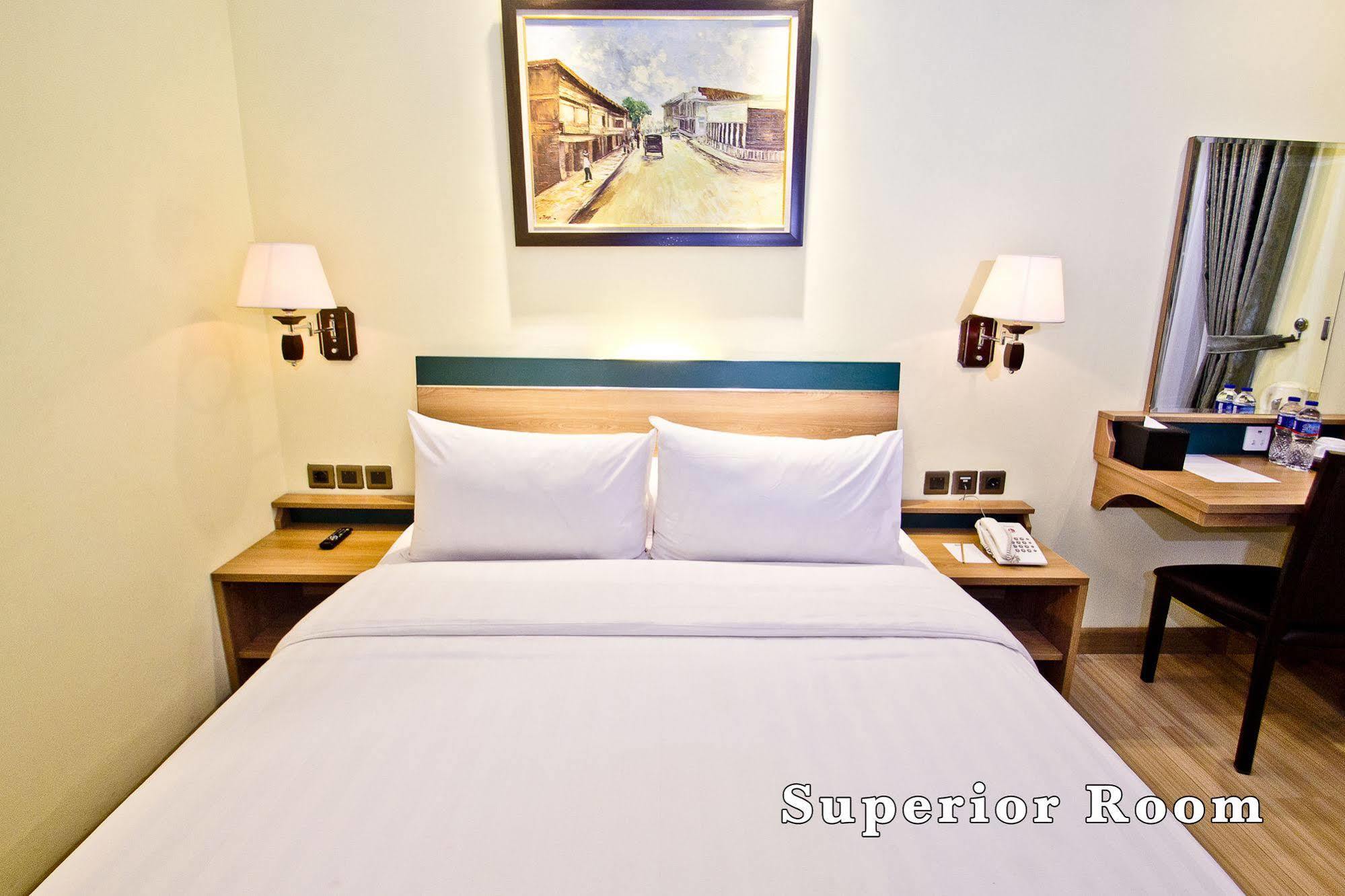 Green Batara Hotel Bandung Exterior photo